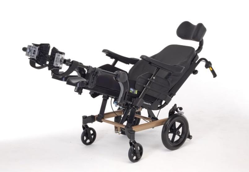 PREMIUM RECLINING WHEELCHAIR 0-40 - Image 3